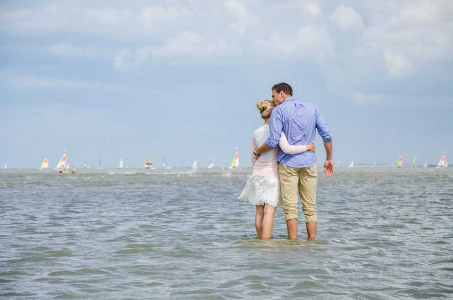 Koppel fotoshoot Zeebrugge voor uitnodiging